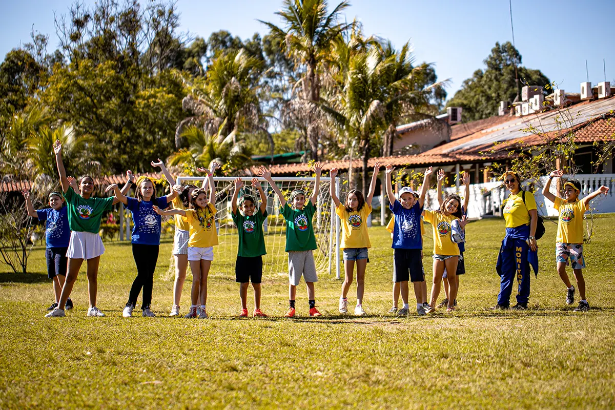 acampamento de férias